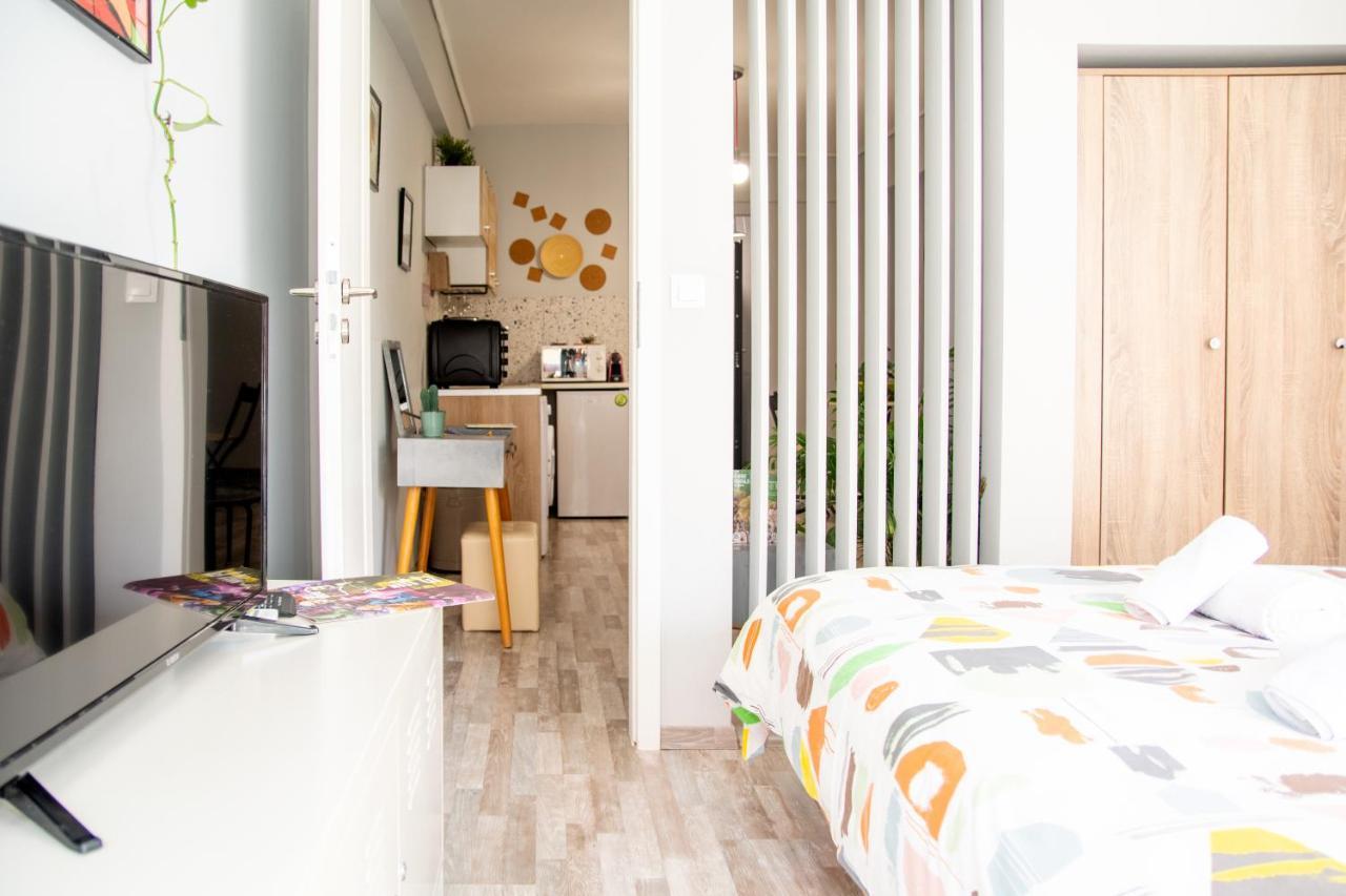 Ermou 18 Mosaics Boutique Apartment Афины Экстерьер фото